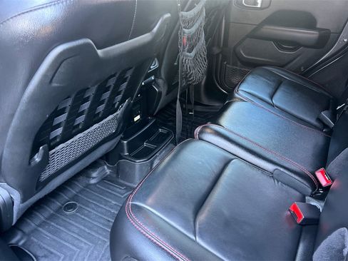 Used 2021 Jeep Wrangler Unlimited Rubicon image 14