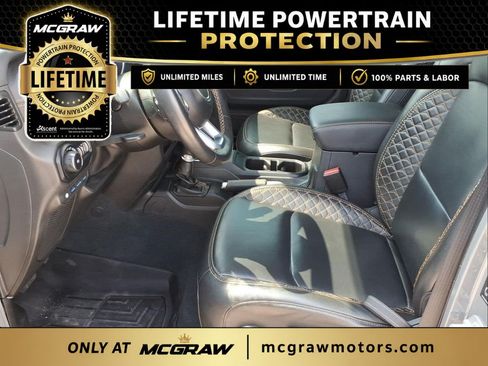 Used 2022 Jeep Wrangler Unlimited Sahara AWD/4WD image 14