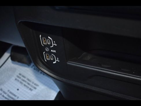 Used 2022 RAM 2500 Tradesman RWD image 36