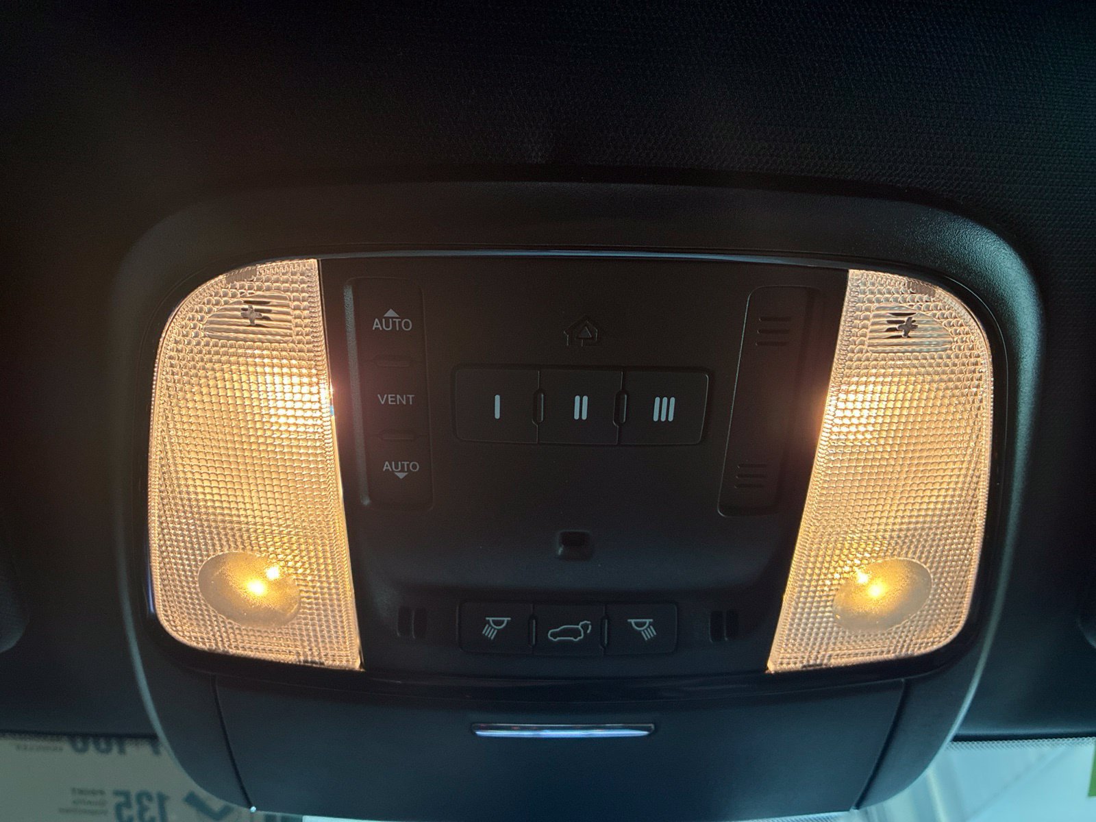 Used 2024 Dodge Durango R/T AWD/4WD image 33