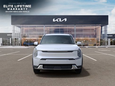 New 2026 Kia EV9 Light RWD image 3