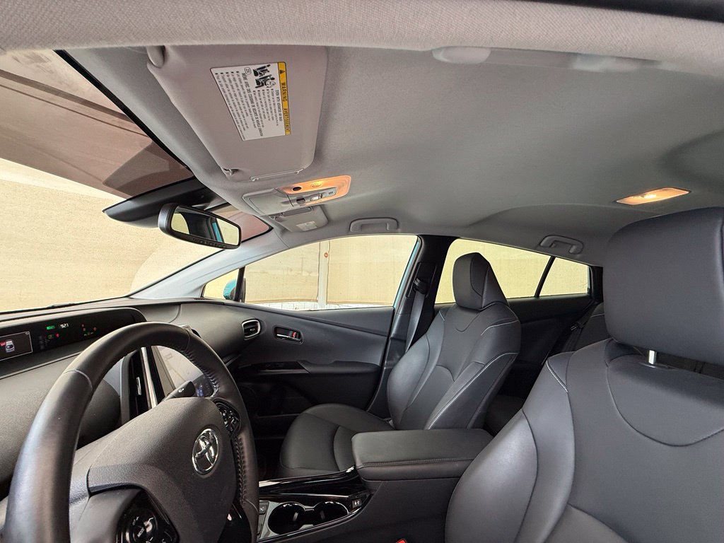Used 2022 Toyota Prius Prime Limited FWD image 12
