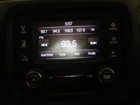 Used 2017 Jeep Compass Sport w/ Cold Weather Group AWD/4WD image 15