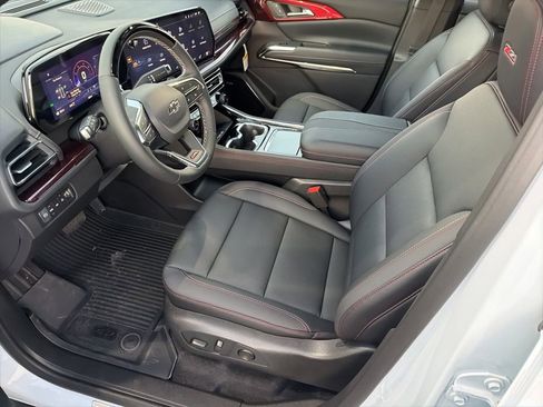 New 2026 Chevrolet Traverse Z71 w/ Enhanced Driving Package image 11