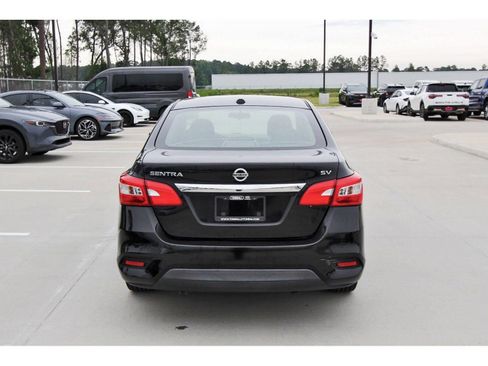 Used 2016 Nissan Sentra SV FWD image 7