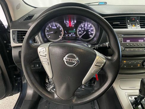 Used 2013 Nissan Sentra SV image 24