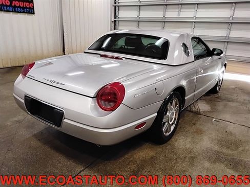 Used 2004 Ford Thunderbird Deluxe image 3