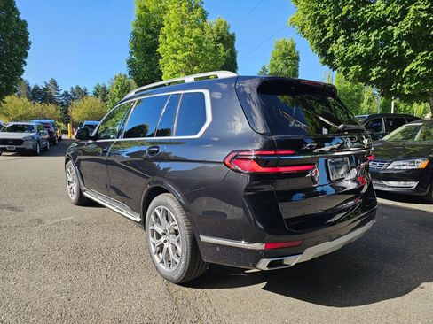 Used 2025 BMW X7 xDrive40i AWD/4WD image 5