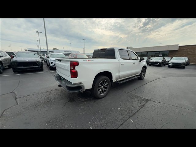 Certified 2022 Chevrolet Silverado 1500 LT w/ All Star Edition Plus AWD/4WD image 8