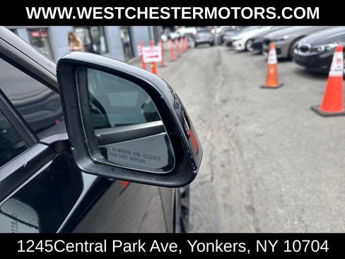 Used 2021 Tesla Model Y Long Range AWD/4WD image 11