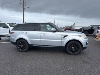 Used 2016 Land Rover Range Rover Sport SE video 1