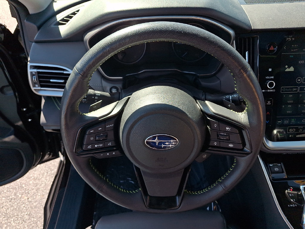 Used 2025 Subaru Outback Onyx Edition AWD/4WD image 19