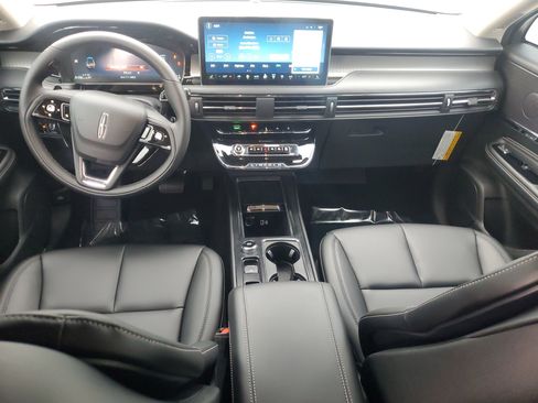 New 2025 Lincoln Corsair FWD image 8