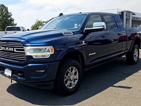 Used 2019 RAM 2500 Laramie AWD/4WD image 4
