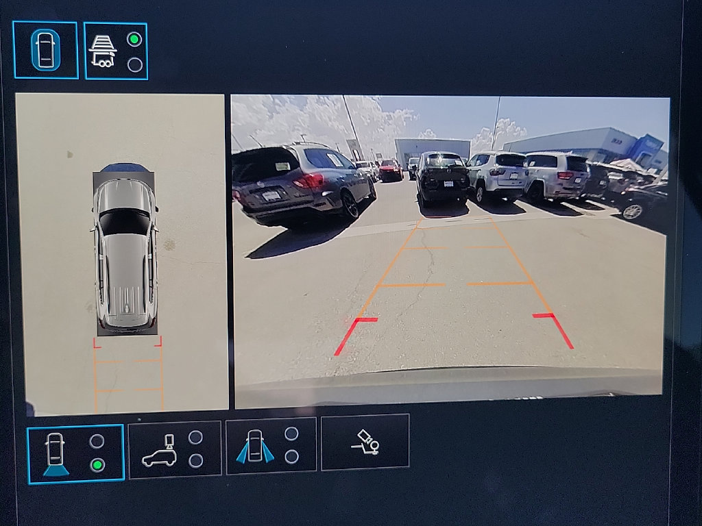 Used 2025 GMC Acadia Elevation FWD image 25