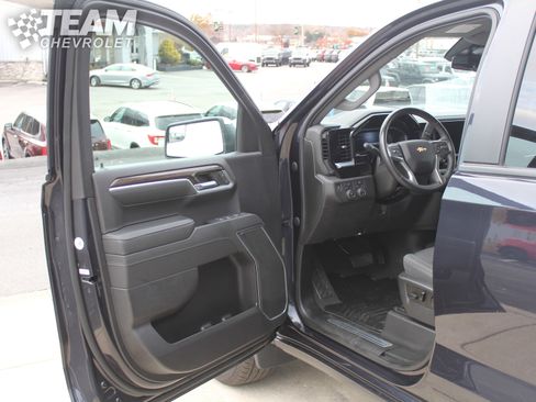 Certified 2022 Chevrolet Silverado 1500 LT image 10