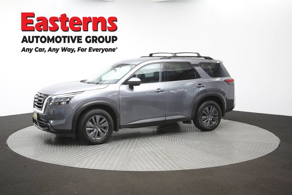 Used 2024 Nissan Pathfinder SV AWD/4WD image 59