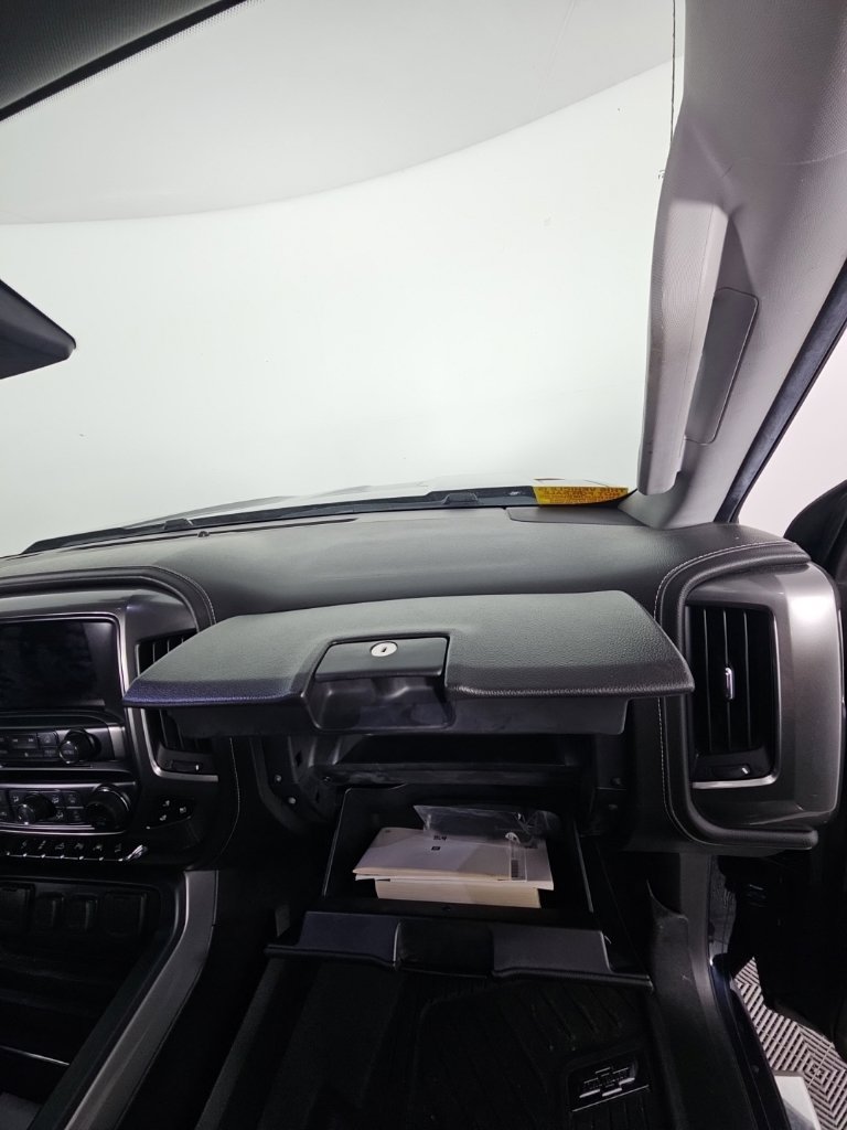 Used 2018 Chevrolet Silverado 1500 LTZ Z71 w/ Centennial Edition AWD/4WD image 23