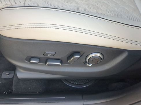 New 2025 Genesis GV70 3.5T Sport w/ Sport Advanced Package image 19