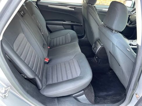 Used 2020 Ford Fusion SE FWD image 55