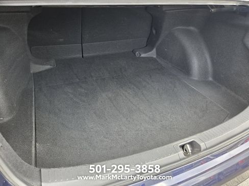 Used 2025 Toyota Corolla LE FWD image 13