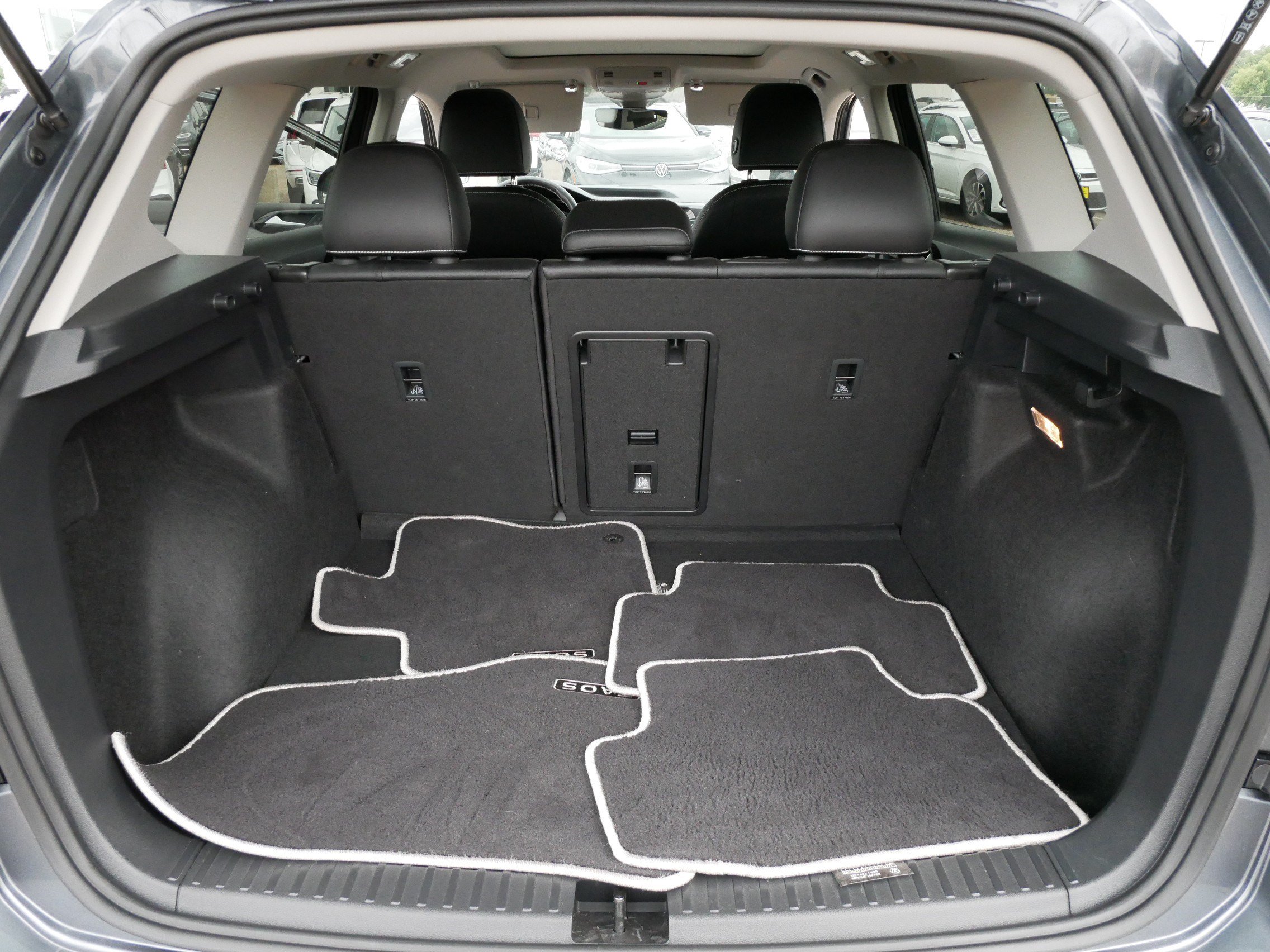 Certified 2023 Volkswagen Taos SEL AWD/4WD image 18