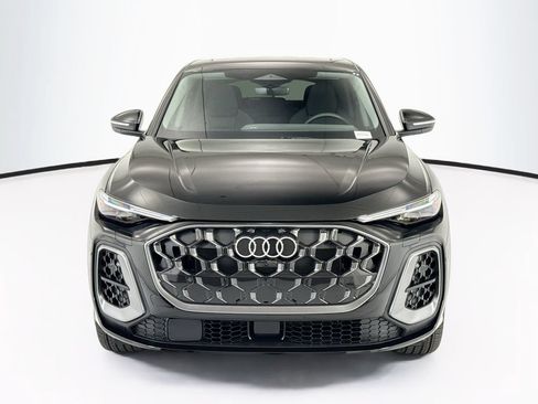 Used 2025 Audi Q5 Premium Plus AWD/4WD image 2