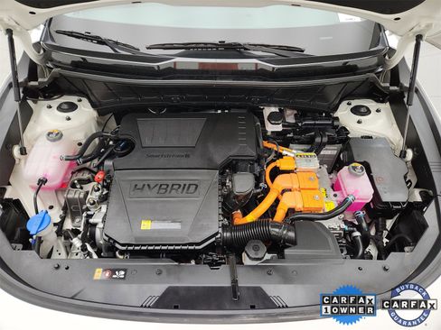 Certified 2024 Kia Niro EX Touring image 26