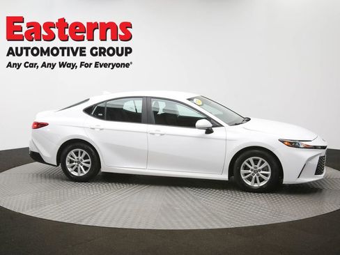 Used 2025 Toyota Camry LE FWD image 46