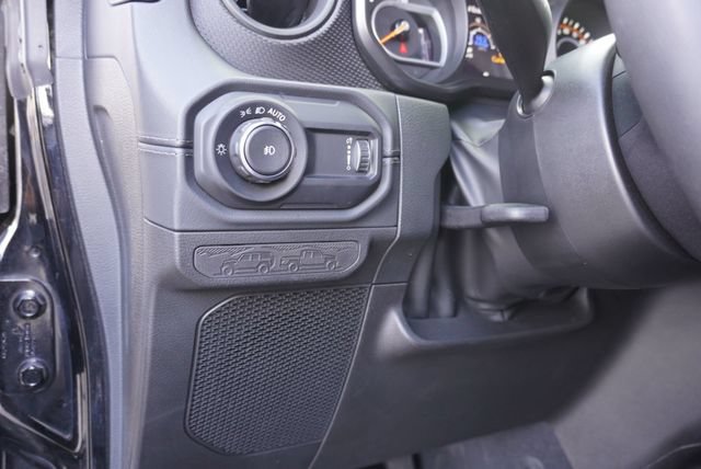 Used 2024 Jeep Wrangler Unlimited Rubicon AWD/4WD image 29