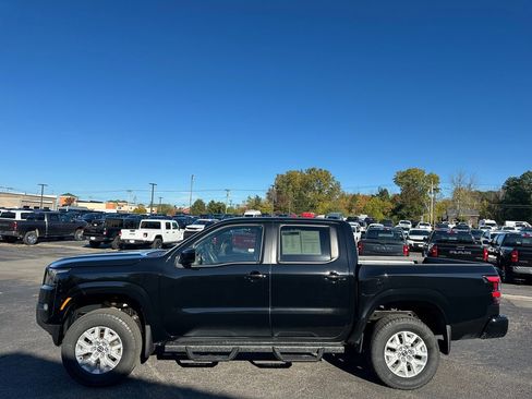 Used 2023 Nissan Frontier SV w/ SV Convenience Package image 10