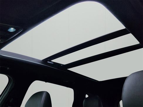 Used 2024 Kia Sorento SX Prestige image 28