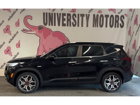 Used 2022 Kia Seltos SX w/ Sunroof Package AWD/4WD image 8