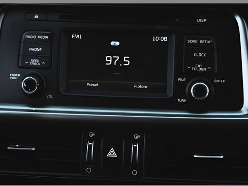 Used 2017 Kia Optima LX FWD image 24