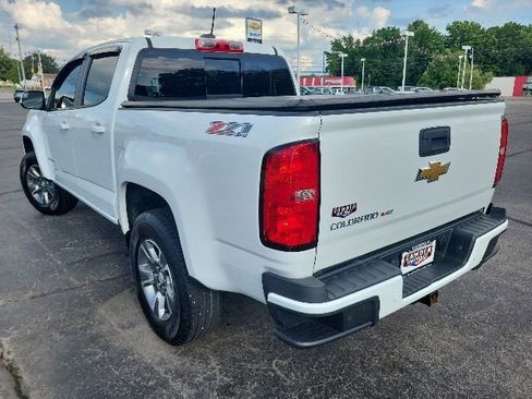 Used 2019 Chevrolet Colorado Z71 AWD/4WD image 12