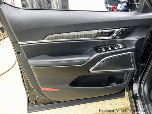 Used 2023 Kia Telluride SX image 23