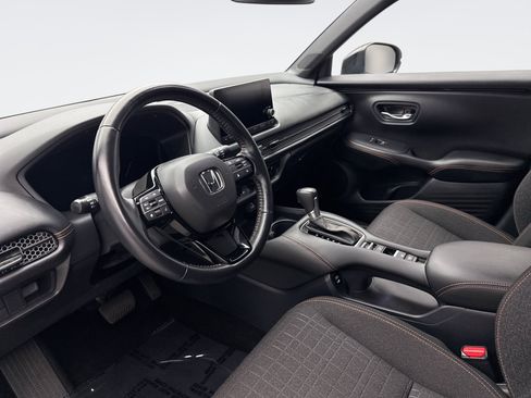 Used 2025 Honda HR-V Sport image 10