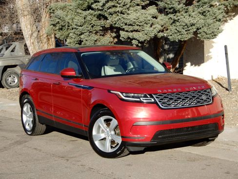 Used 2019 Land Rover Range Rover Velar S AWD/4WD image 3