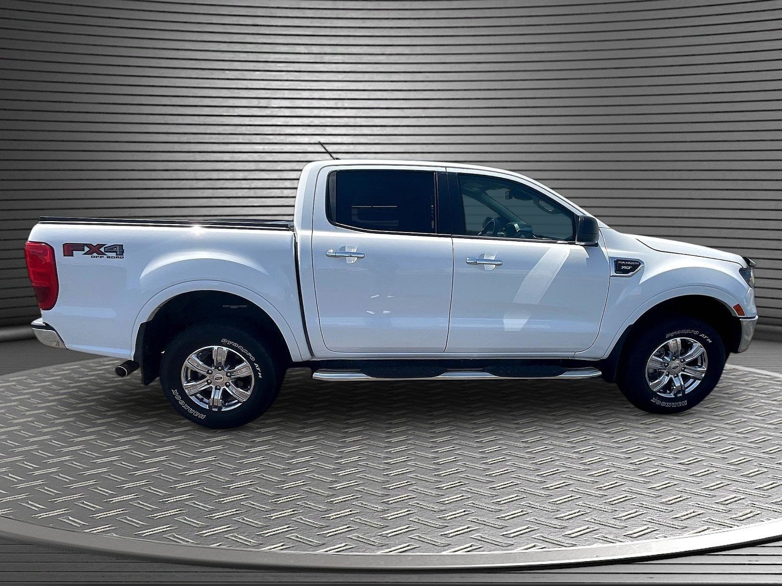 Used 2022 Ford Ranger XLT w/ Equipment Group 301A Mid AWD/4WD image 8