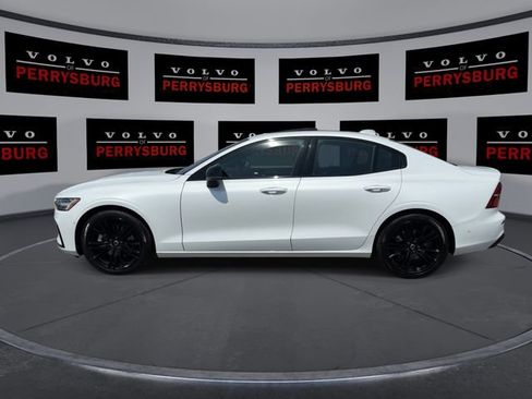 Used 2023 Volvo S60 B5 Plus w/ Climate Package AWD/4WD image 5
