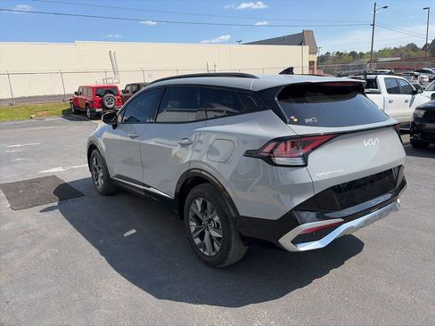 Used 2023 Kia Sportage SX image 5