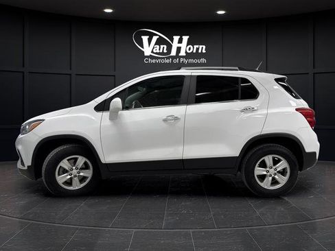 Used 2019 Chevrolet Trax LT w/ LT Convenience Package image 10
