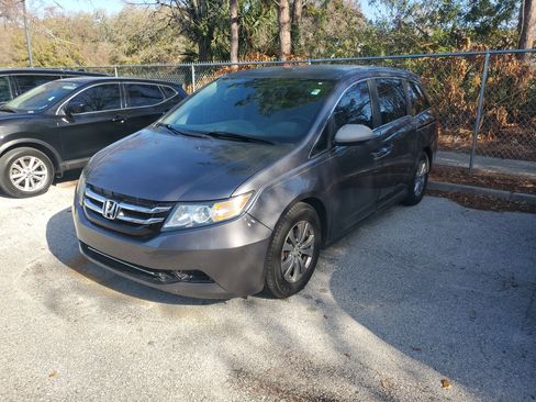 Used 2014 Honda Odyssey EX image 3