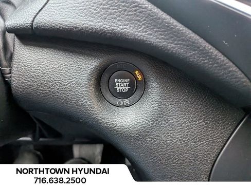 Used 2021 Jeep Cherokee Limited image 20