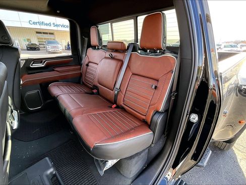 New 2026 GMC Sierra 3500 Denali Ultimate w/ LPO, Black Badging Package image 10