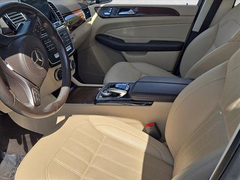 Used 2019 Mercedes-Benz GLS 450 4MATIC image 16