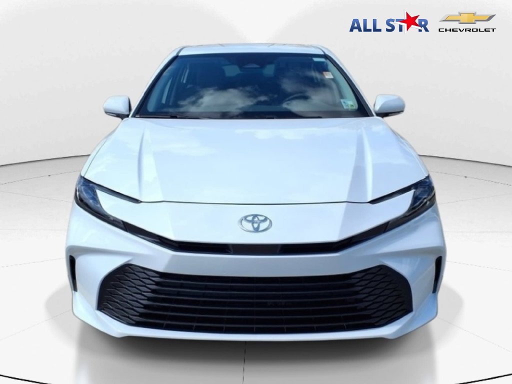 Used 2025 Toyota Camry LE FWD image 2