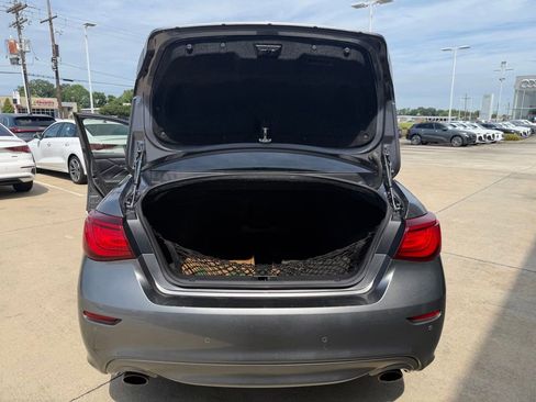 Used 2015 INFINITI Q70 3.7 RWD image 21