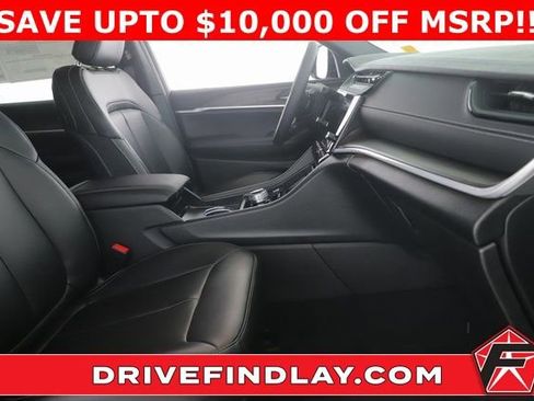 New 2026 Jeep Grand Cherokee L Limited w/ Limited Altitude Package image 36