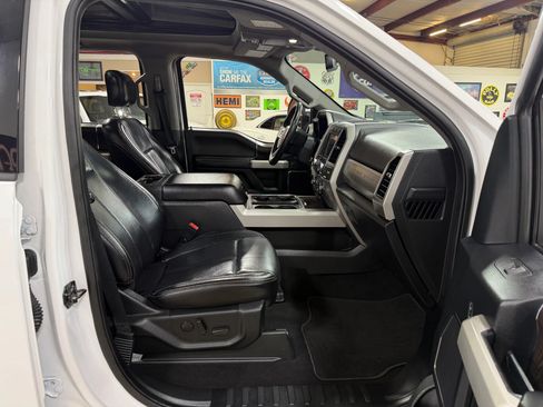 Used 2020 Ford F250 Lariat w/ Lariat Ultimate Package AWD/4WD image 21